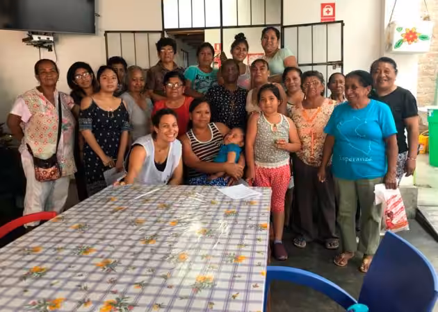 Rebeca Saltsman Voluntaria del Cuerpo de Paz